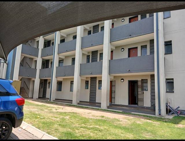 2 BEDROOM APARTMENT FOR SALE IN FLEURHOF